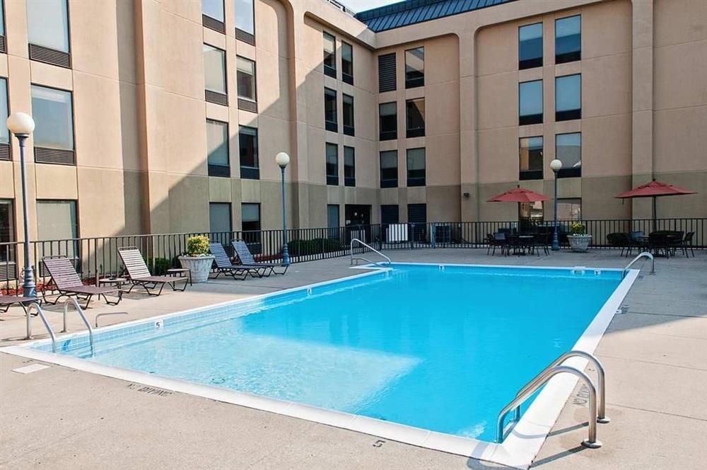 Hampton Airport Fair/expo Center 3* Louisville