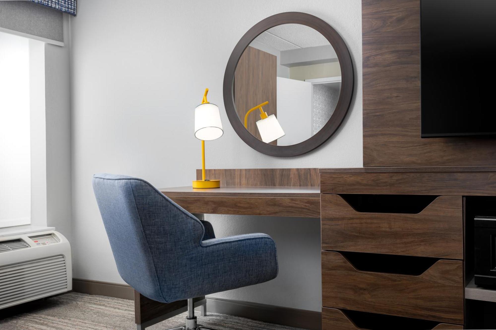 Hampton Airport Fair/expo Center 3*